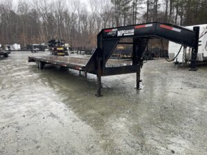 2022 MP Custom Trailers 8.5x40 Gooseneck Deckover Equipment Trailer 12K GVWR