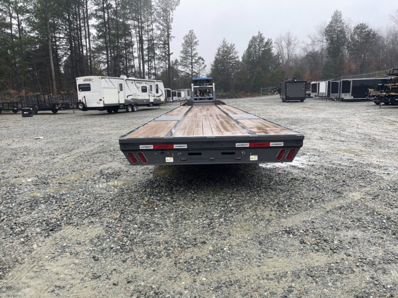 2025 Horizon FHZ 8.5x40 Gooseneck Deckover Equipment Trailer Ladder Ramps 26K GVWR for sale in Thomasville - - Image 5