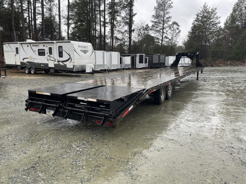 2022 MP Custom Trailers 8.5x40 Gooseneck Deckover Equipment Trailer 12K GVWR - - Image 11