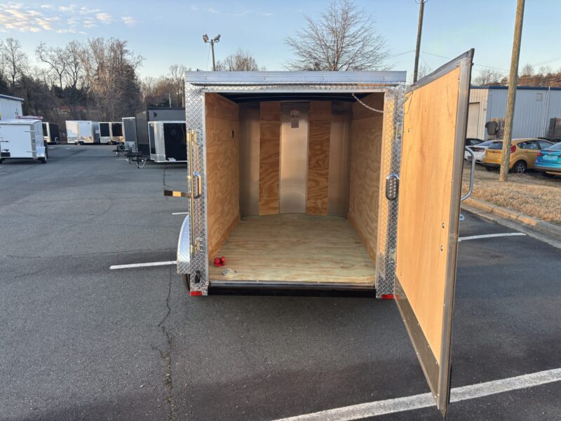 2025 Arising Industries 5x8 Enclosed Trailer STD Swing 3K GVWR - Image 8