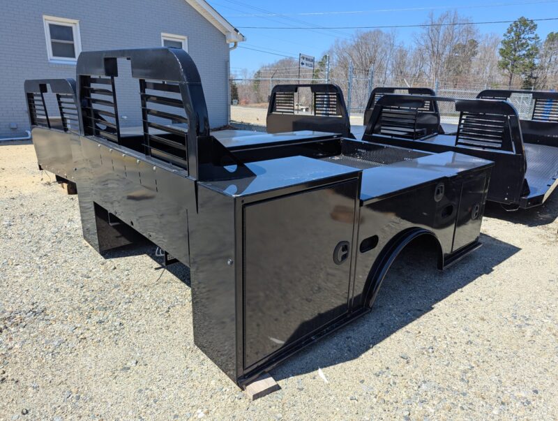 2025 Bedrock Marble Cab and Chassis bed 9'4 x 94" CA 60". 30K B&W Gooseneck Ball and 18K Bumper Hitch - Image 5