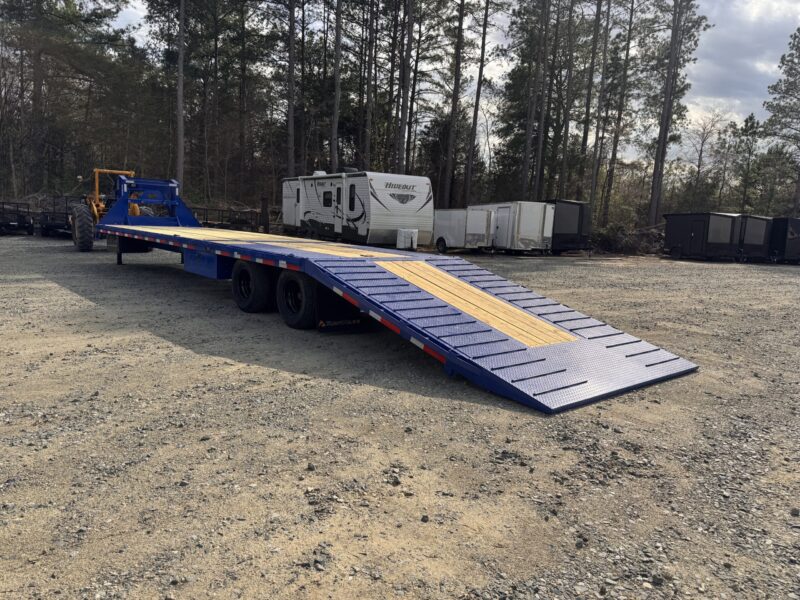 2025 RawMaxx HTX 8.5x40 Gooseneck Deckover Equipment Trailer 11' Hydraulic Tail 24K GVWR - Image 10