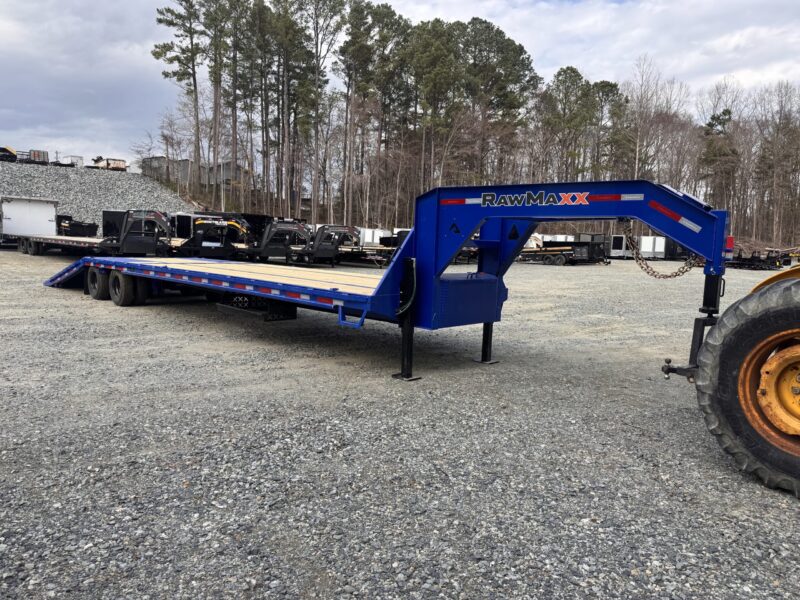 2025 RawMaxx HTX 8.5x40 Gooseneck Deckover Equipment Trailer 11' Hydraulic Tail 24K GVWR - Image 14