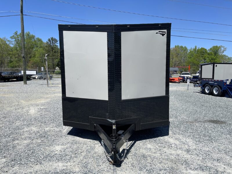 2025 Cynergy 8.5x16 Enclosed Pro Series V-Nose Ramp Black Out Package 7K - - Image 14