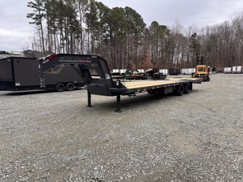 2025 Horizon FYZ 8.5x34 Gooseneck Deckover Equipment Trailer Hydraulic Dovetail 25K GVWR for sale in Thomasville