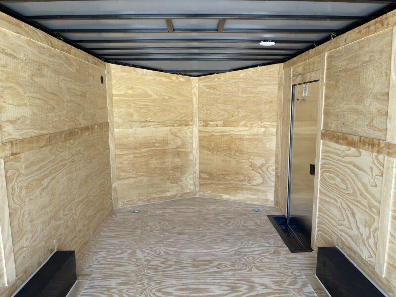 2025 Cynergy 8.5x16 Enclosed Pro Series V-Nose Ramp 7K - - Image 11
