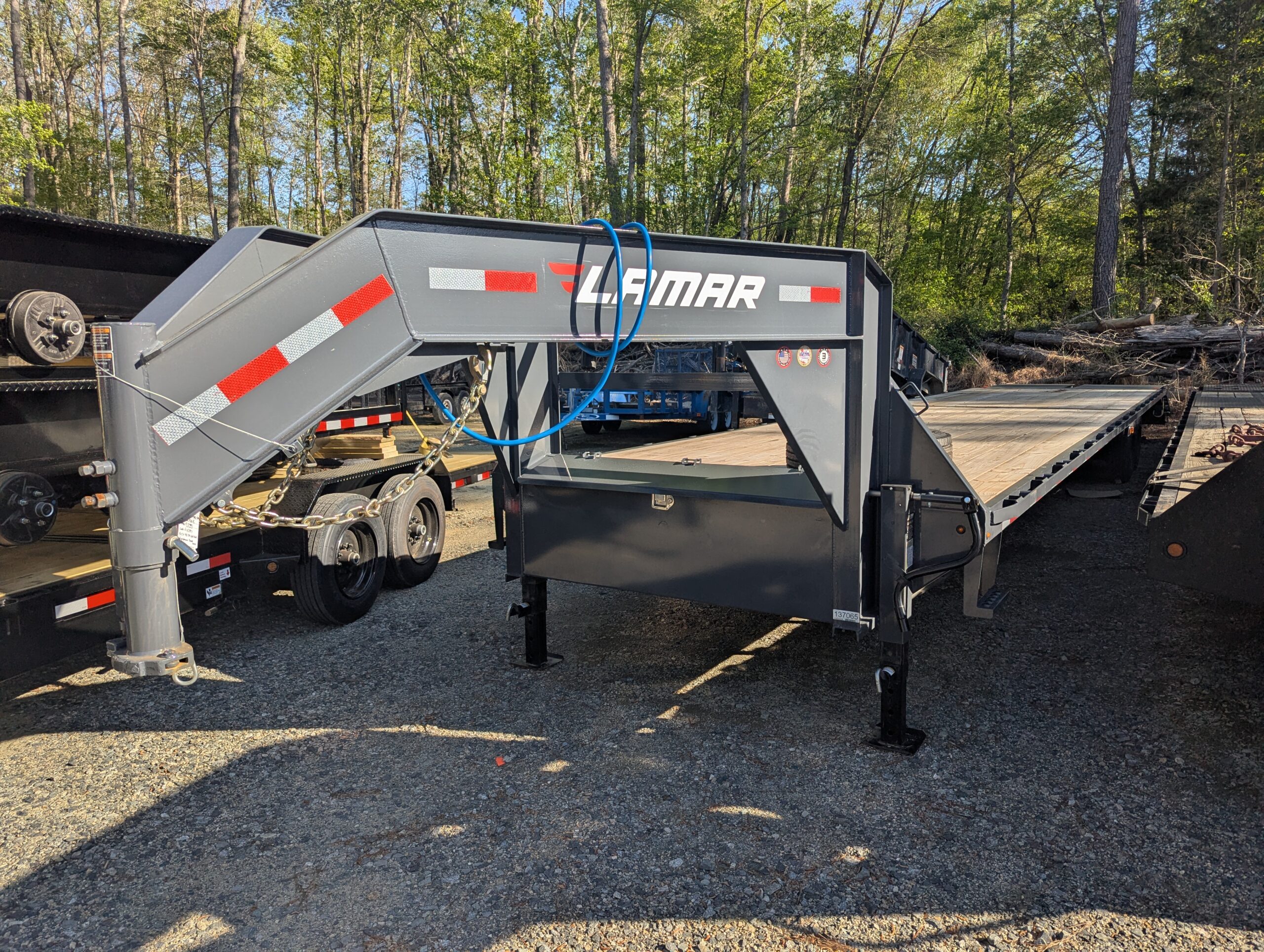 2025 Lamar 8.5x40 Gooseneck Deckover Equipment Trailer 16K GVWR