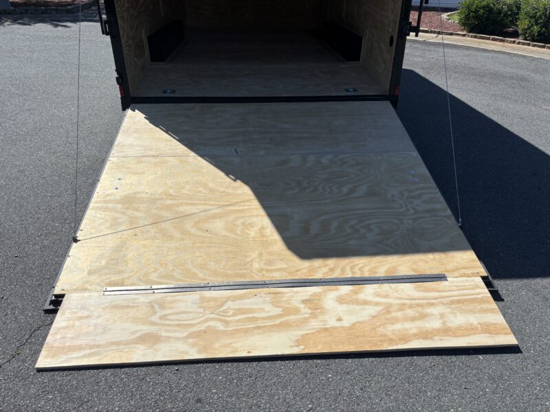 2025 Cynergy 8.5x16 Enclosed Pro Series Slant-V Ramp 7K - Image 3