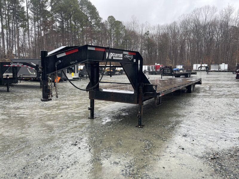 2022 MP Custom Trailers 8.5x40 Gooseneck Deckover Equipment Trailer 12K GVWR - - Image 13