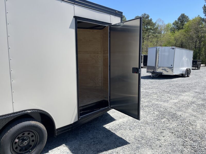 2025 Cynergy 8.5x16 Enclosed Pro Series V-Nose Ramp 7K - - Image 5