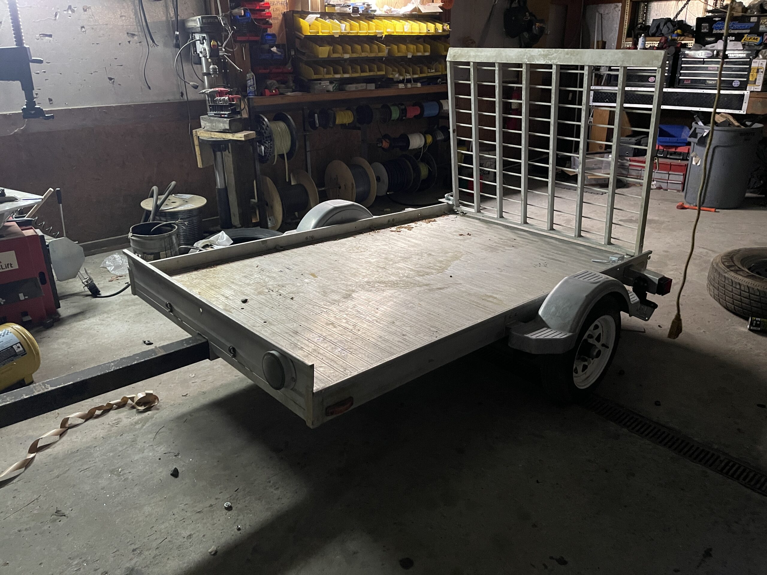 2007 Thule USED 5X10 UTILITY 2K GVWR