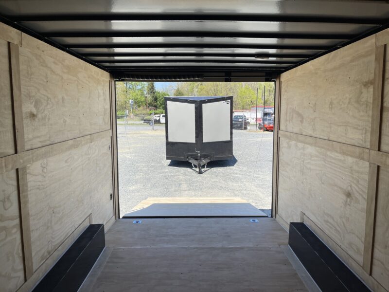 2025 Cynergy 8.5x16 Enclosed Pro Series V-Nose Ramp 7K - - Image 12