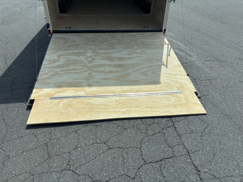 2025 Cynergy 8.5x16 Enclosed STD Ramp 7K - Image 10