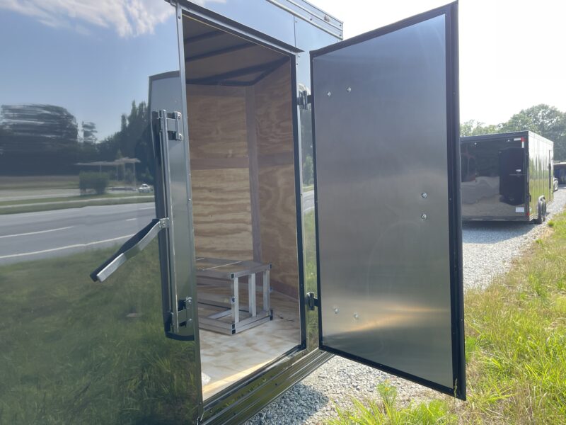 2025 Cynergy 8.5x24 Enclosed STD Ramp 10K - Image 4