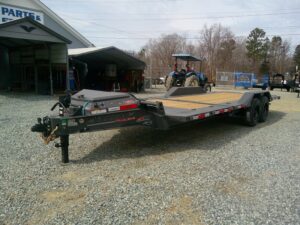 2026 Horizon HET 8.5x24 Equipment Trailer Deck Over 60/40 Tilt 21K GVWR