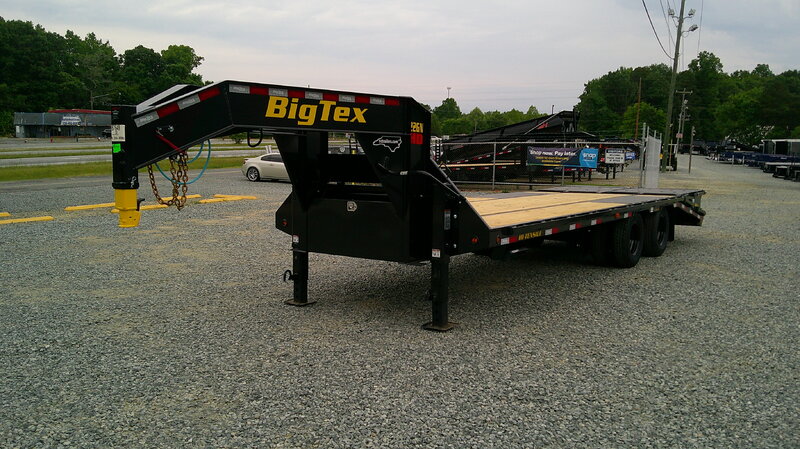 2027 Big Tex 22GN 8.5x25 Gooseneck Deckover Equipment Trailer Mega Ramps 24K GVWR
